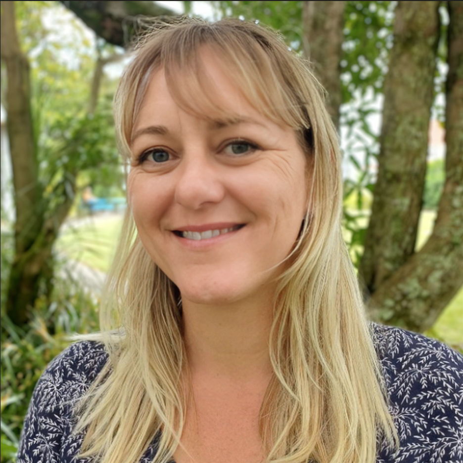 Melissa square 04 snip